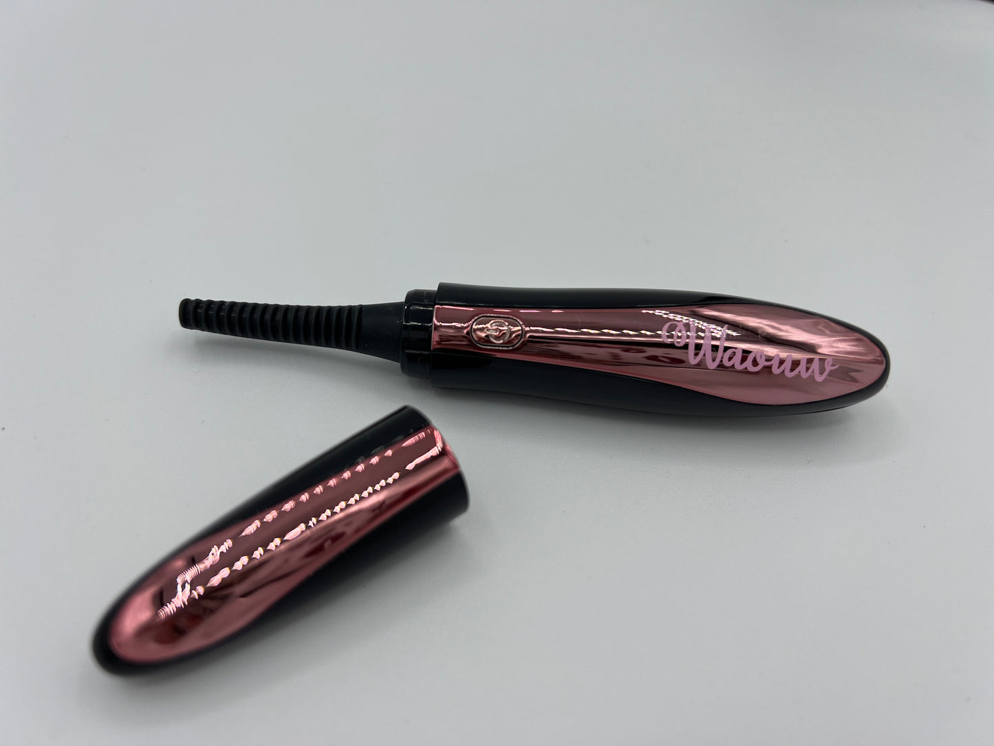 Recourbe-cils chauffant